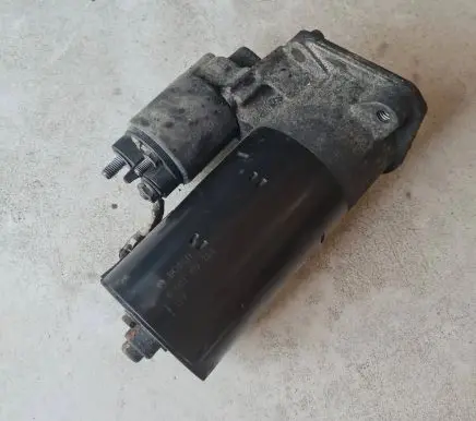 Volvo XC90 Starter motor 30782052 0001109264