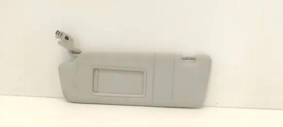 Audi A4 S4 B7 8E 8H Sun visor 8E01857551