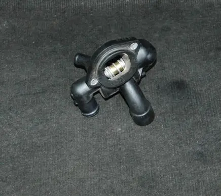 Volkswagen Scirocco Other engine bay part 03L121111AC