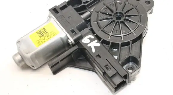 Volvo XC70 Rear door window regulator motor 966264102