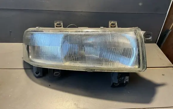 Renault Master II Headlight/headlamp 7700352104C 38200999S