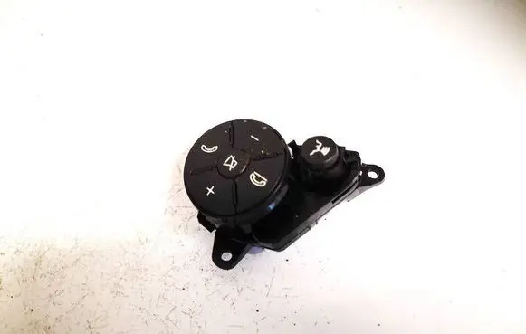 Mercedes-Benz C AMG W204 Steering wheel buttons/switches a2048210051