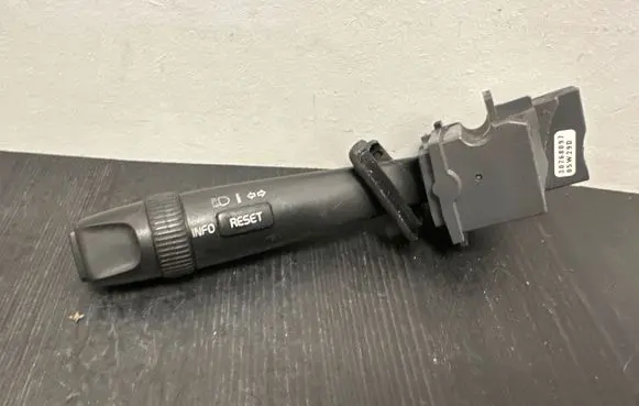 Volvo XC90 Indicator stalk 30768097 05W29D