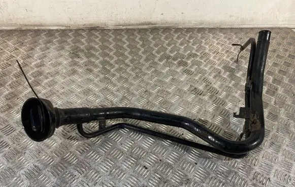 Nissan Qashqai Fuel tank filler neck pipe 
