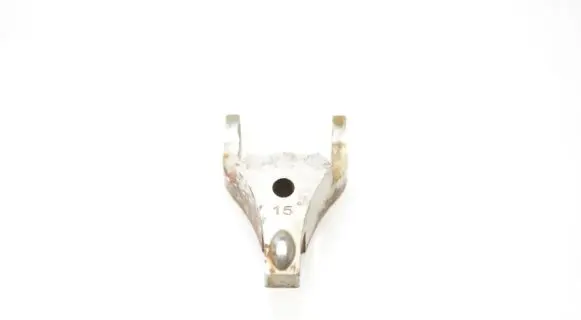 Jaguar XE Fuel Injector clamp holder
