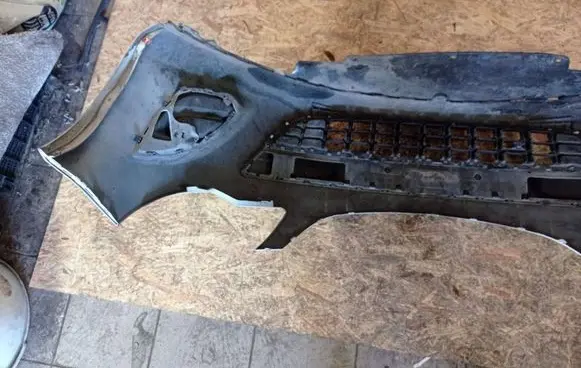 Opel Corsa D Front bumper 13285996