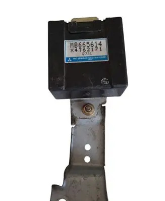 Mitsubishi Pajero Other relay MB665614 X4T62171