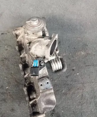 Chrysler Grand Voyager V Intake manifold 11042028F