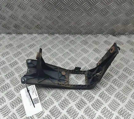 Audi A3 S3 8V Radiator support slam panel bracket 5Q0121093FD 5Q0121093