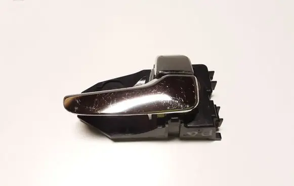 Mitsubishi Outlander Rear door interior handle