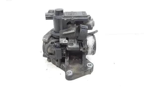 Volvo V70 EGR valve 30774813 70056104