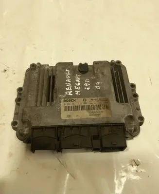 Renault Megane II Engine control unit/module 0281011776 8200391966 8200386508