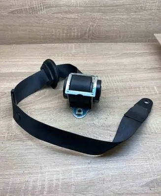 Mini One - Cooper Coupe R56 Front seatbelt 601028800D 2751226 RIGHTSIDE