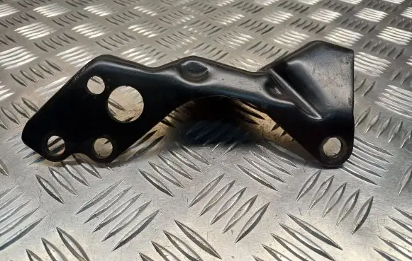 Skoda Octavia Mk1 (1U) Gearbox mounting bracket 02M409905F