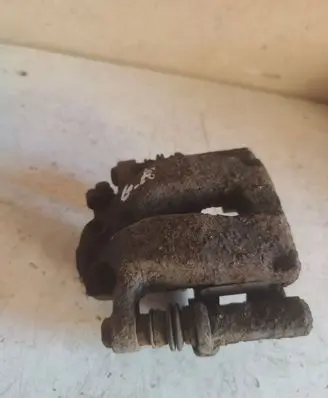 BMW 1 E81 E87 Rear brake caliper