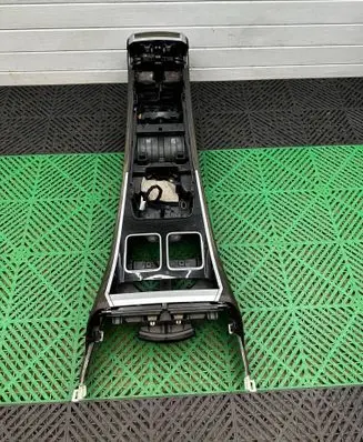 BMW 7 G70 Center console 5A2C0F8