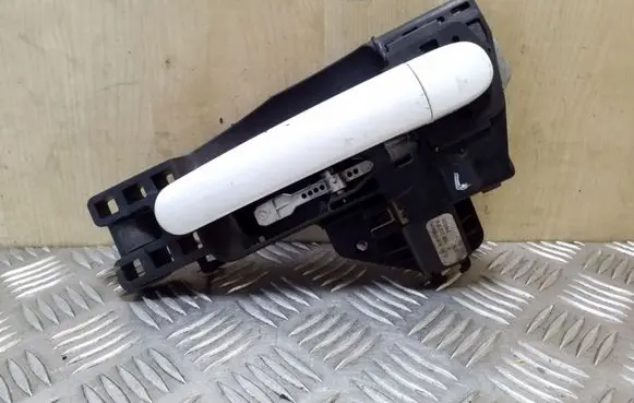 Audi TT TTS Mk2 Front door exterior handle 8J0837885A