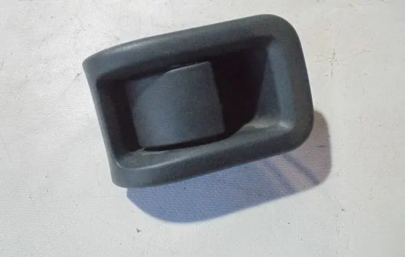 Volvo XC60 Engine bonnet (hood) release handle 30779851