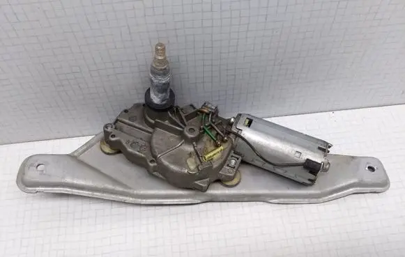 Seat Alhambra (Mk1) Rear window wiper motor 7M0955713 95VWA17404AA 7M0955711
