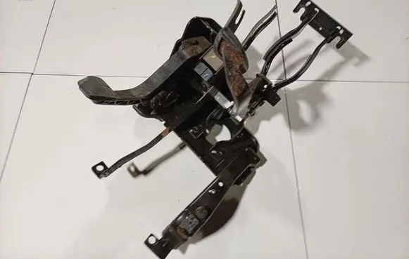 Ford Galaxy Brake pedal 