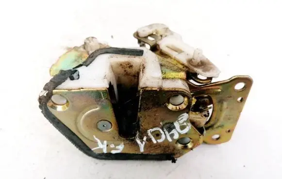 Mitsubishi Pajero Sport I Rear door lock