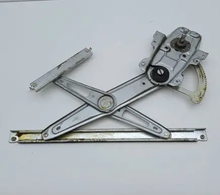 Toyota Yaris Front door manual window regulator