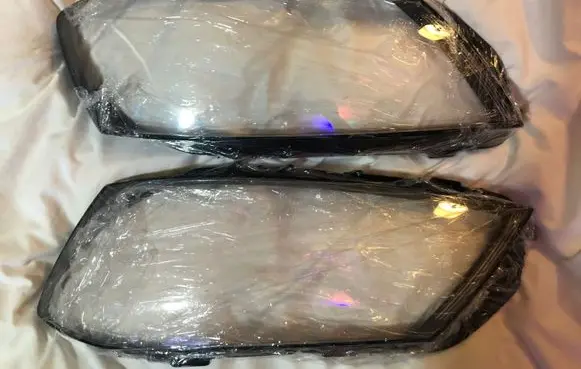 Volkswagen PASSAT B7 Headlight lense 