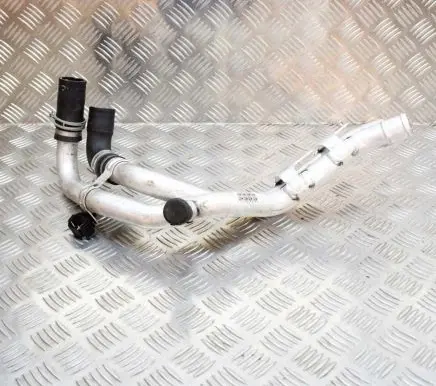Audi A4 S4 B9 8W Engine coolant pipe/hose 04E121194D 04E121177