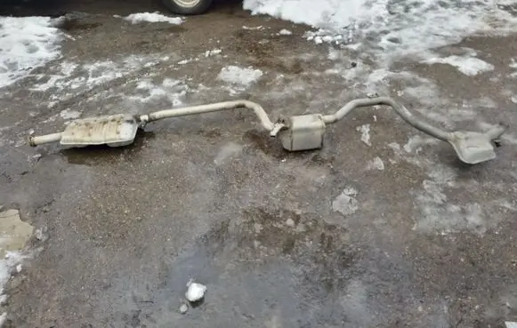 Chrysler Pacifica Muffler/silencer 