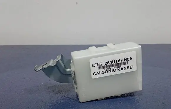 Infiniti Q50 Gateway control module 284U16HH0A