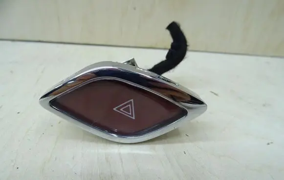 Citroen C3 Hazard light switch