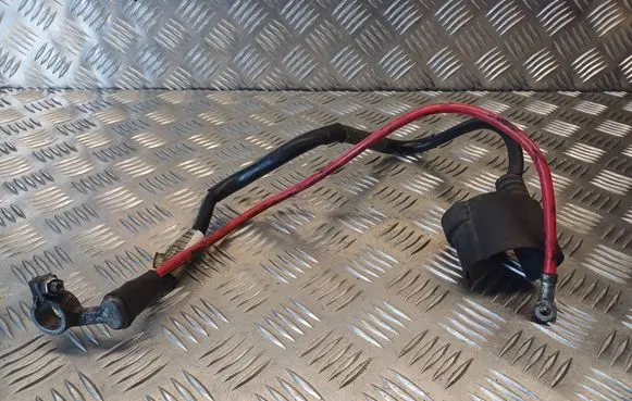 Volkswagen PASSAT B6 Positive cable (battery) 1K0971228M