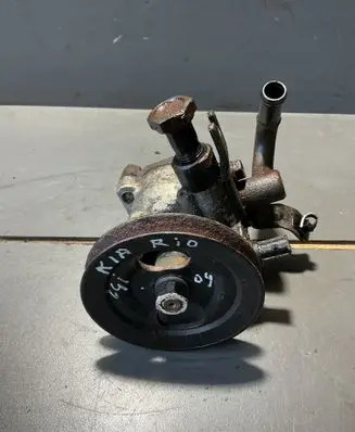 KIA Rio Power steering pump 