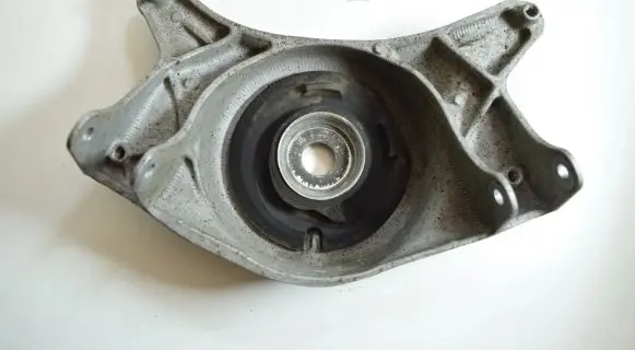 Audi A4 S4 B8 8K Front upper strut mount 8R0412384A
