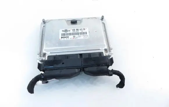 Volkswagen PASSAT B5 Engine control unit/module 0281010307 038906019BM