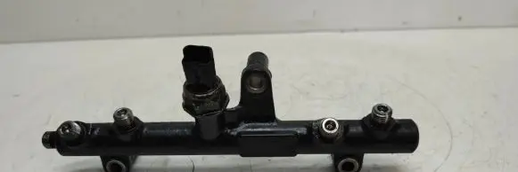 Ford Mondeo MK IV Fuel main line pipe