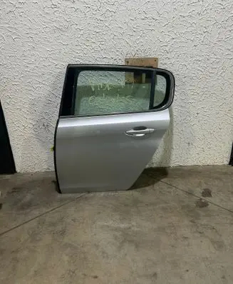 Peugeot 308 Rear door