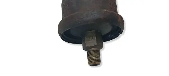 Mitsubishi 3000 GT Valve oil control 