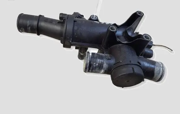 Ford Kuga I Thermostat/thermostat housing 9656182980