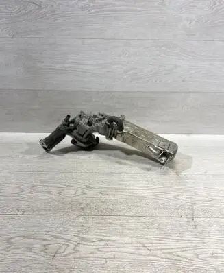 Mercedes-Benz E W212 EGR valve cooler A6511400075009 A6511400160 A2C53362275