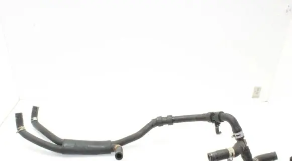 Toyota Avensis T270 Engine coolant pipe/hose