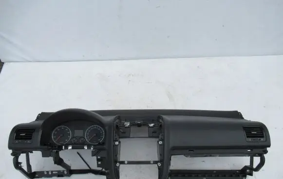 Volkswagen Golf V Airbag set with panel 