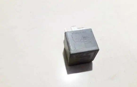 Ford Mondeo Mk III Other relay f80b14b192aa g1uhq