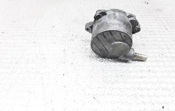 Mercedes-Benz S W220 Vacuum pump A6282300065