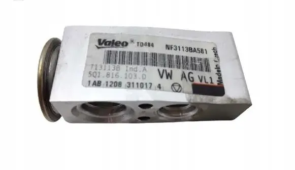 Volkswagen Golf VII Air conditioning (A/C) expansion valve 5Q1816103D