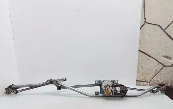 Opel Zafira A Front wiper linkage and motor 404496