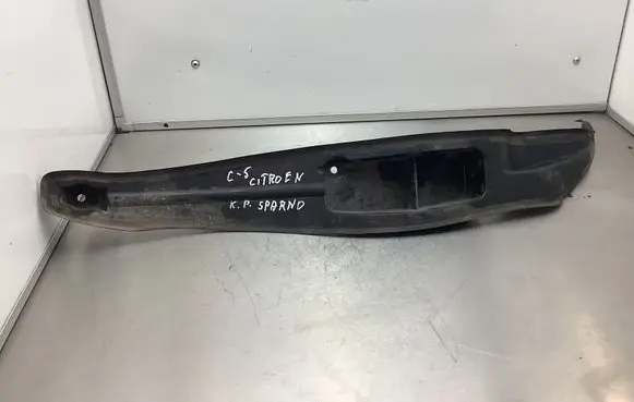 Citroen C5 Fender end trim 9682864180