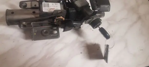 Skoda Octavia Mk1 (1U) Ignition lock 1JO909608 8L1419501BR