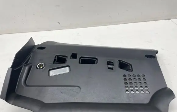Dashboard lower bottom trim panel