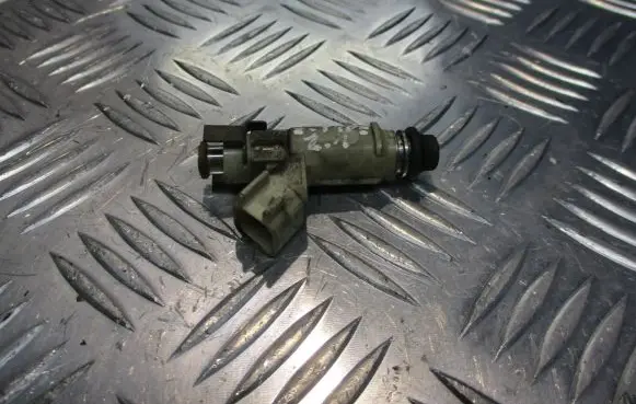 Jaguar X-Type Fuel injector 2X43-CA